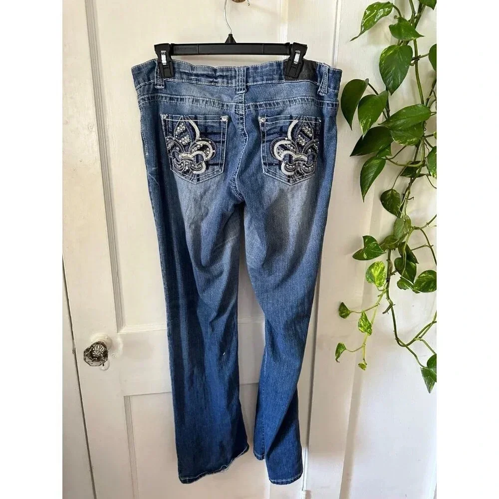 Soundgirl Women’s size 11 blue jeans